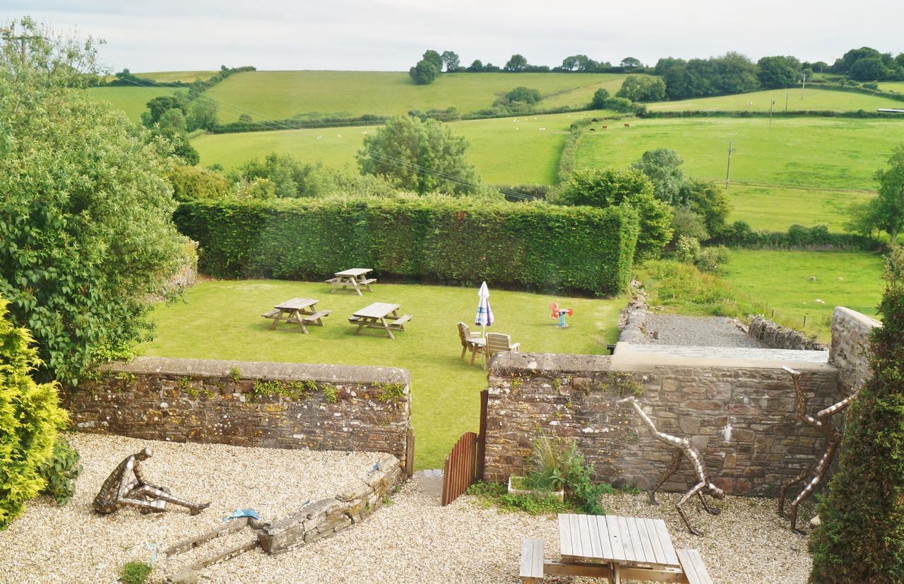 The Poltimore Inn North Molton Esterno foto
