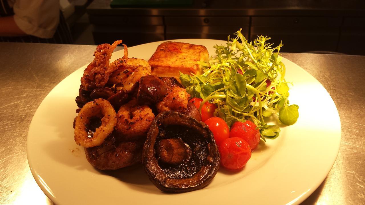 The Poltimore Inn North Molton Esterno foto