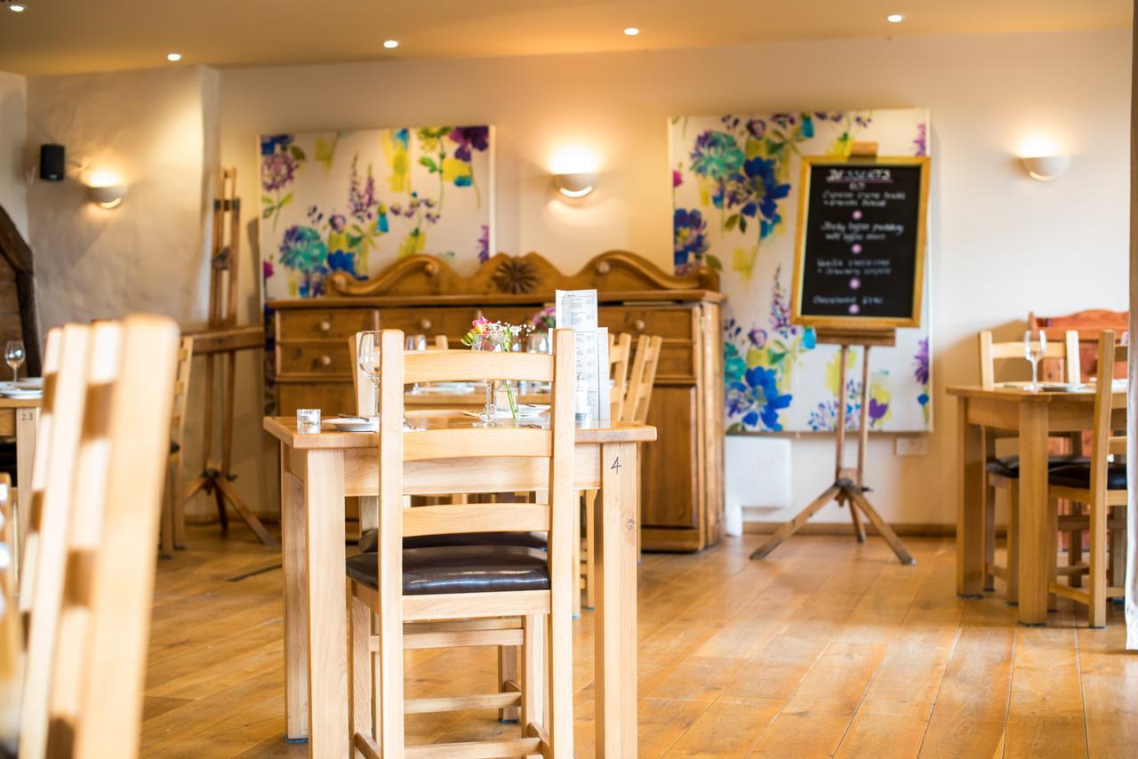 The Poltimore Inn North Molton Esterno foto