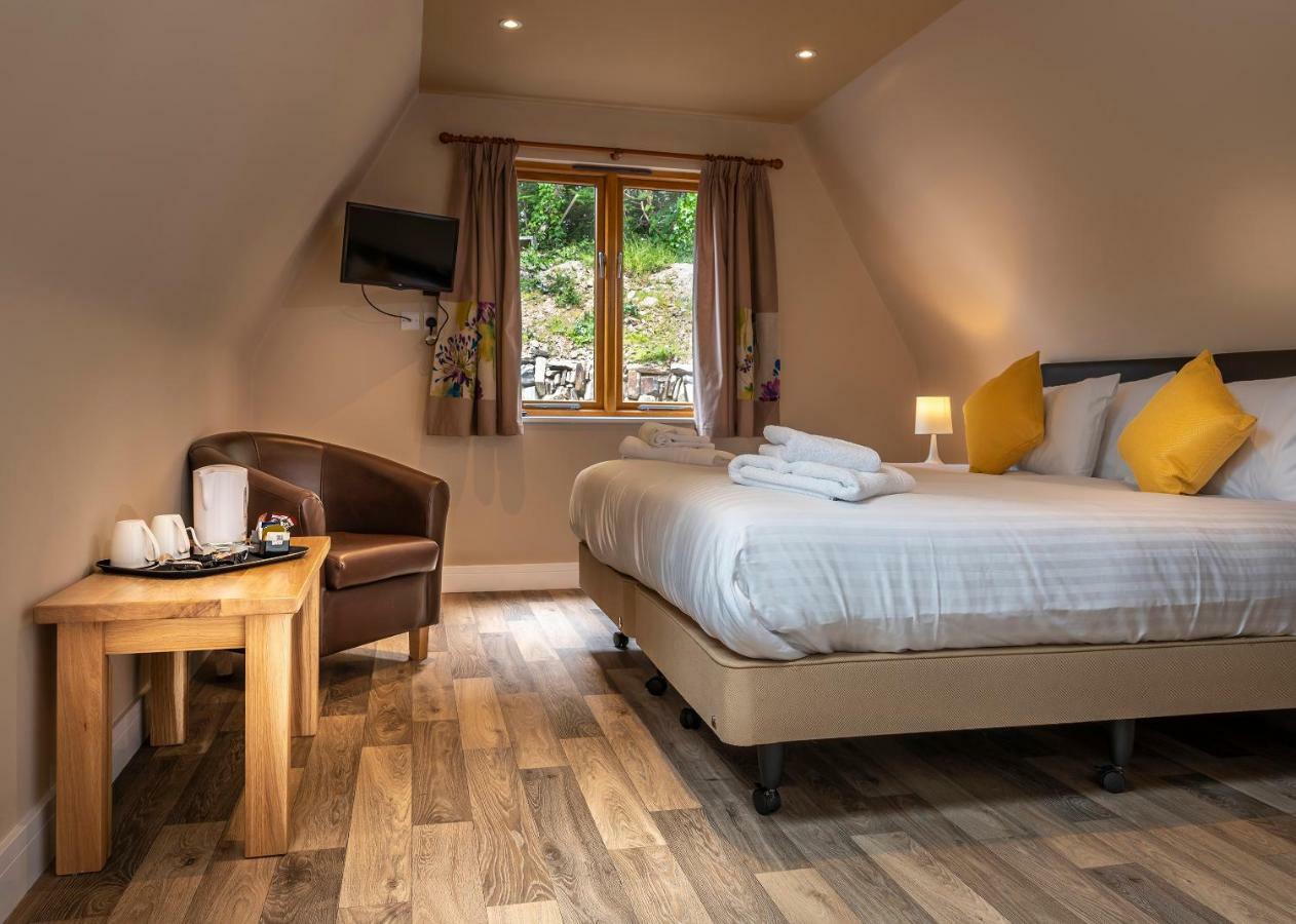 The Poltimore Inn North Molton Esterno foto